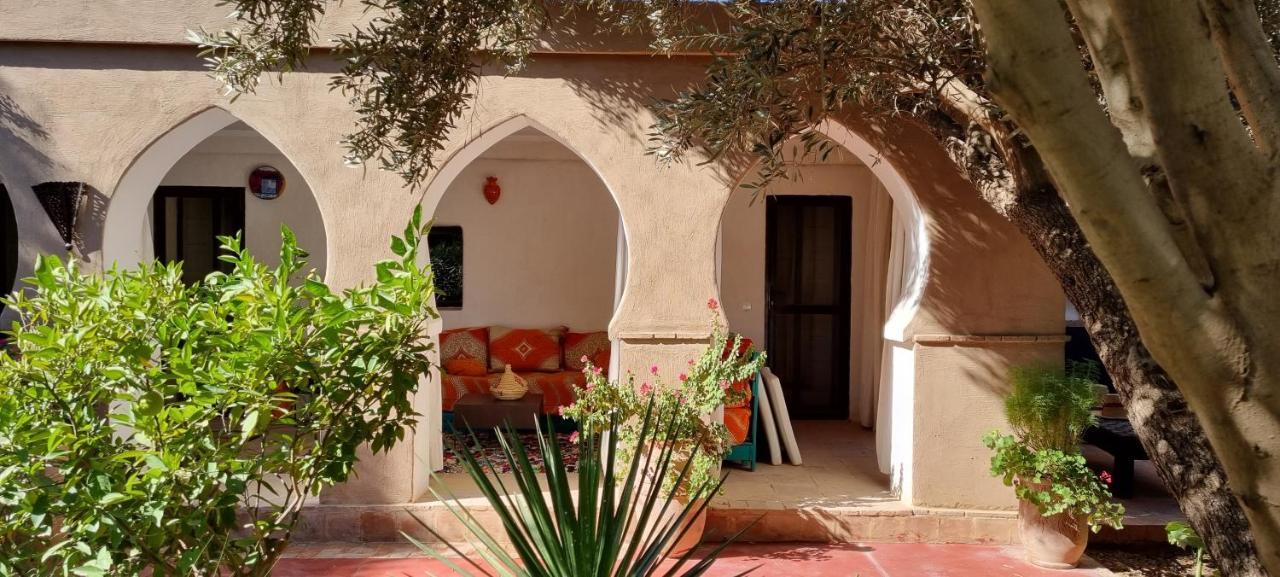 タルーダント Les Trois Paons Bed & Breakfast 部屋 写真